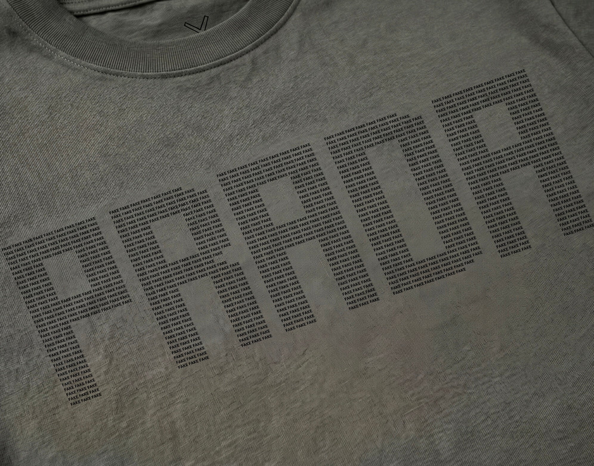 NO_ERORR [ REAL FAKE P•R•A•D•A / TEE ] CORRUPTED EDITION | Version -1