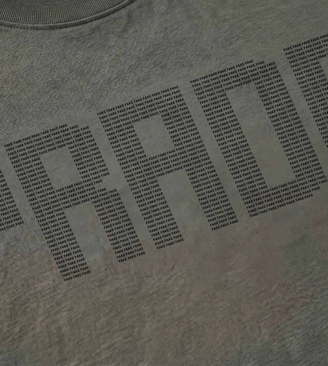 NO_ERORR [ REAL FAKE P•R•A•D•A / TEE ] CORRUPTED EDITION | Version -1